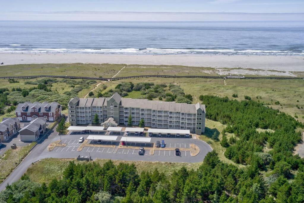 Beach Please-Updated Home With Ocean Views Long Beach Extérieur photo