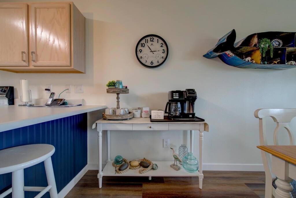 Beach Please-Updated Home With Ocean Views Long Beach Extérieur photo