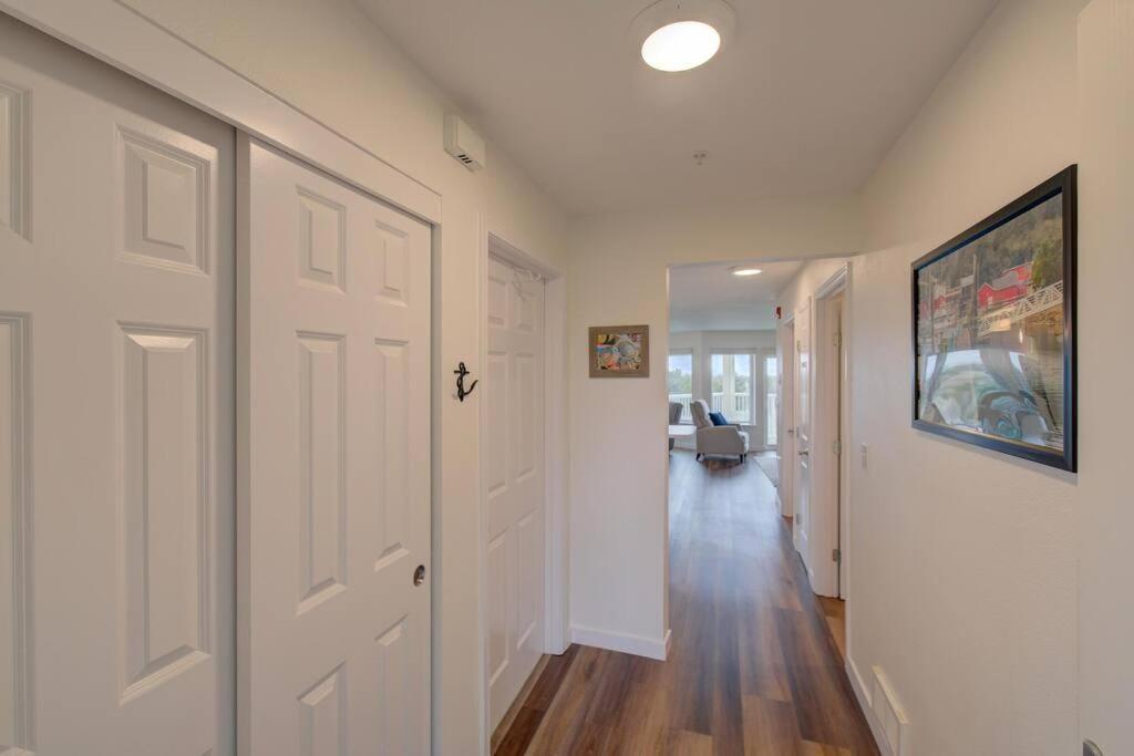 Beach Please-Updated Home With Ocean Views Long Beach Extérieur photo